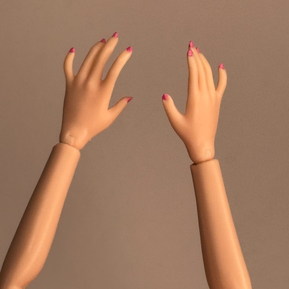 Integrity Toys Poppy Parker Glamour Pink W Club FR Fashion Doll IT Jointed - Picture 9 of 14